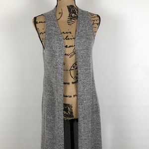 LuLaRoe Joy Gray Joy Sleeveless Duster Vest